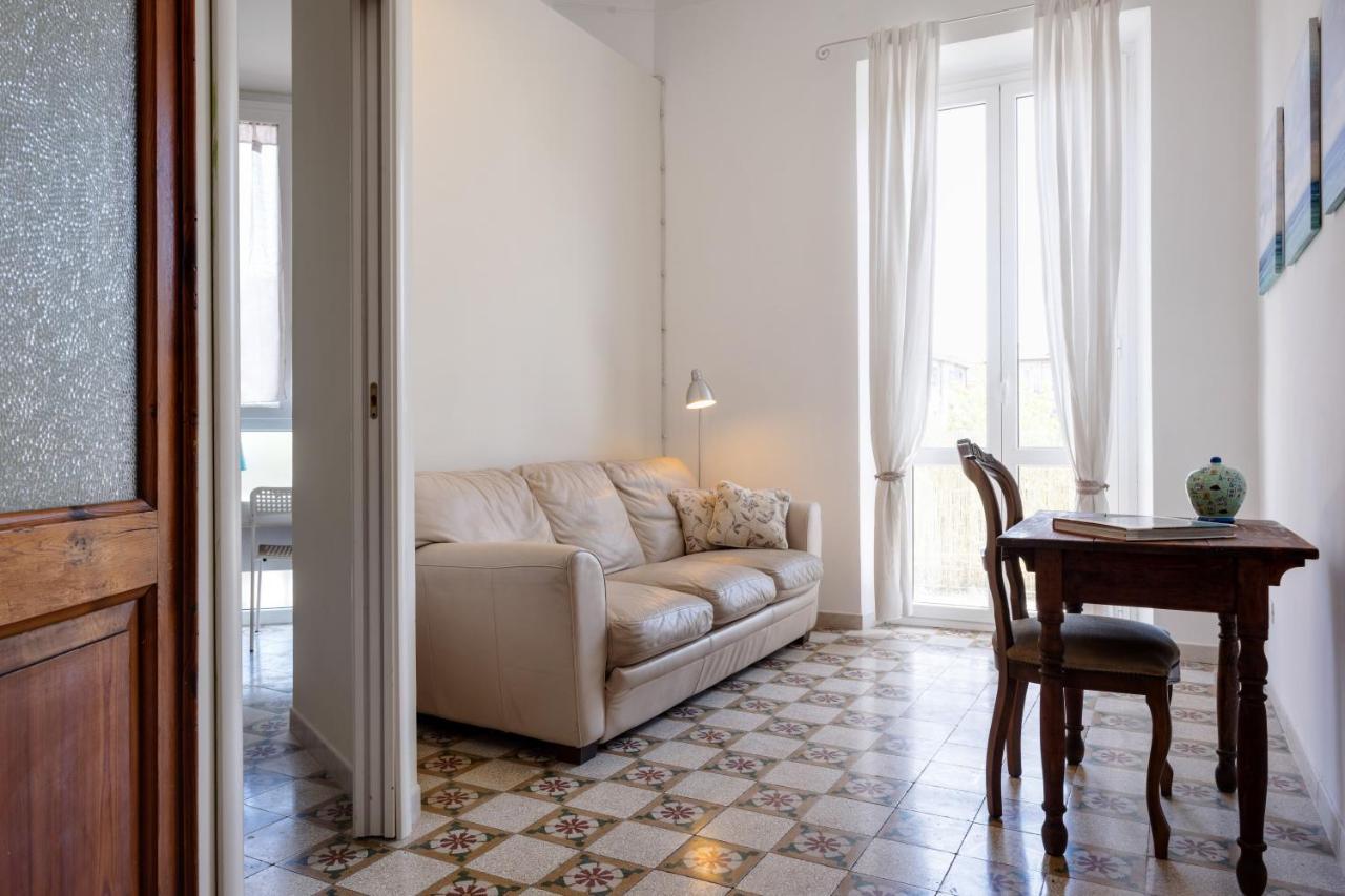 Piazza Concordia Apartment With Balcony La Spezia Exterior photo